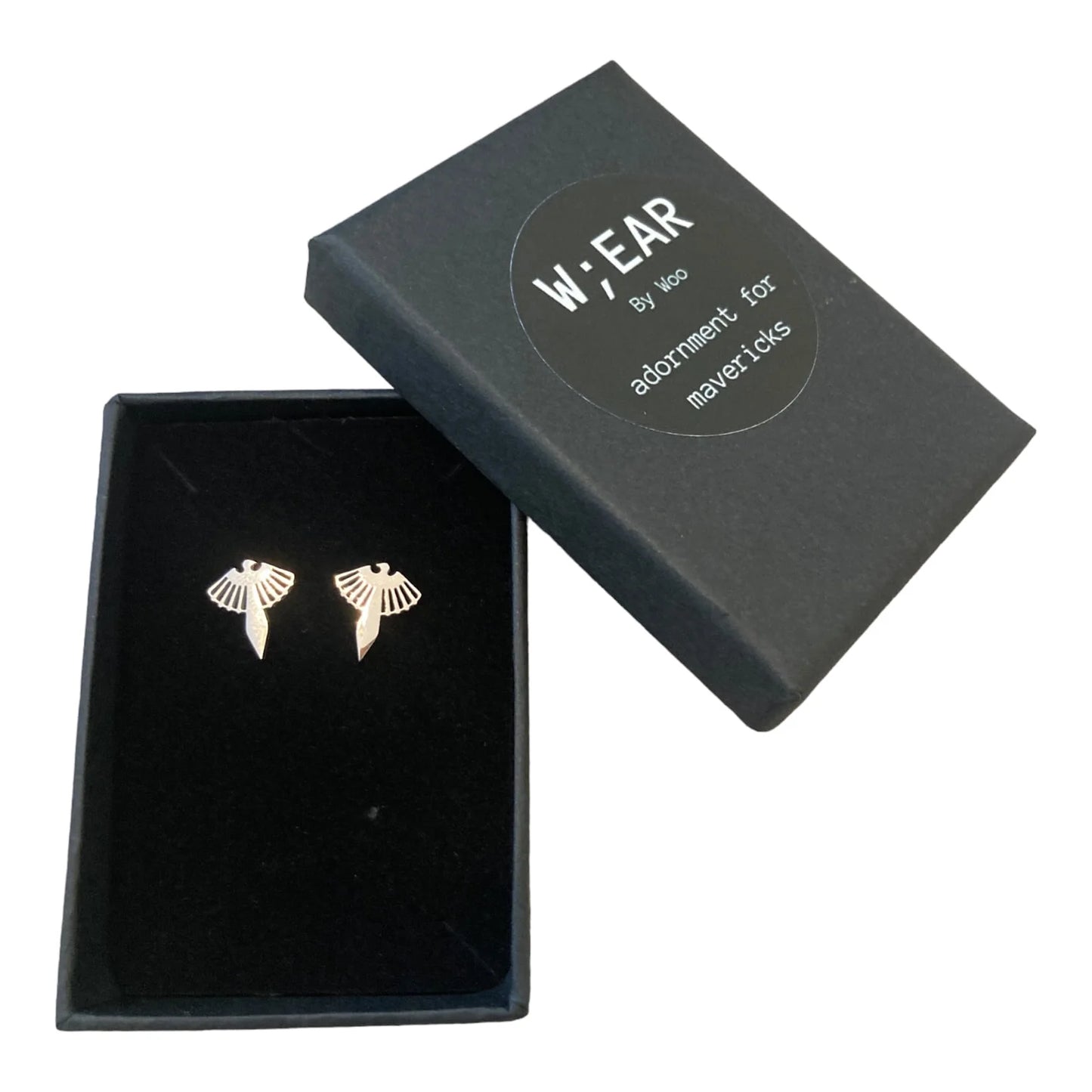 Eagle studs