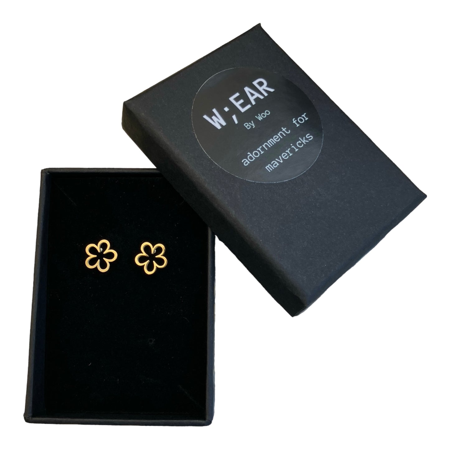 Flower outline studs
