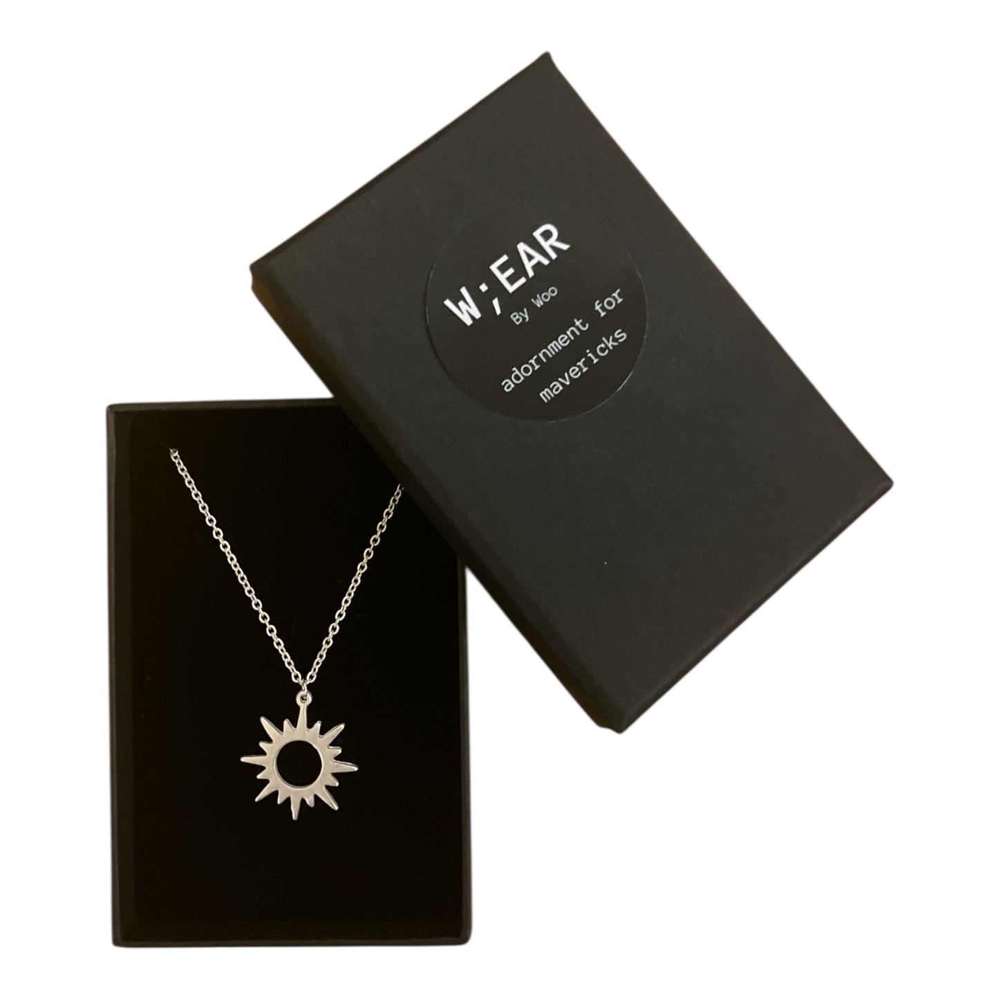 Simple sun necklace