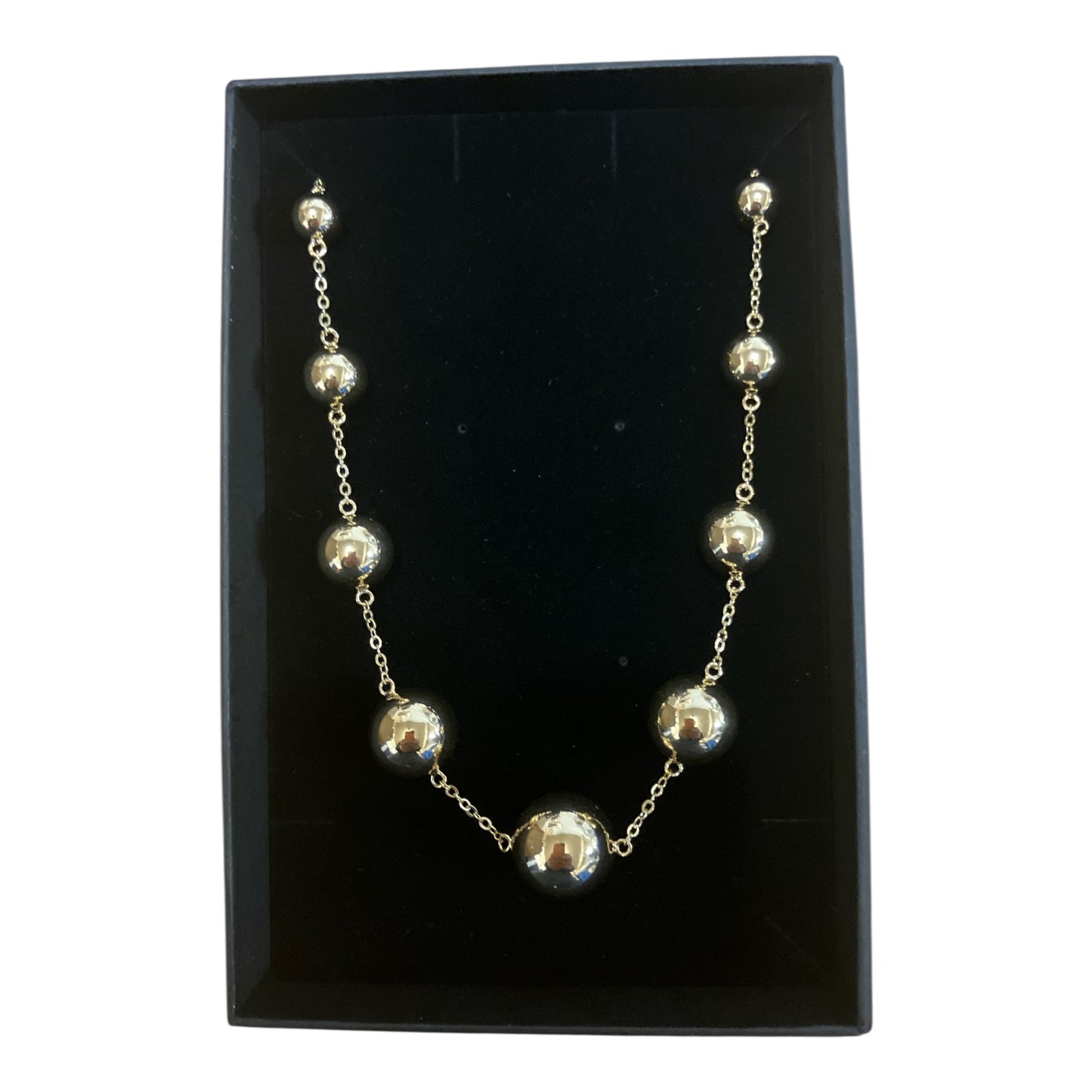 Ball necklace