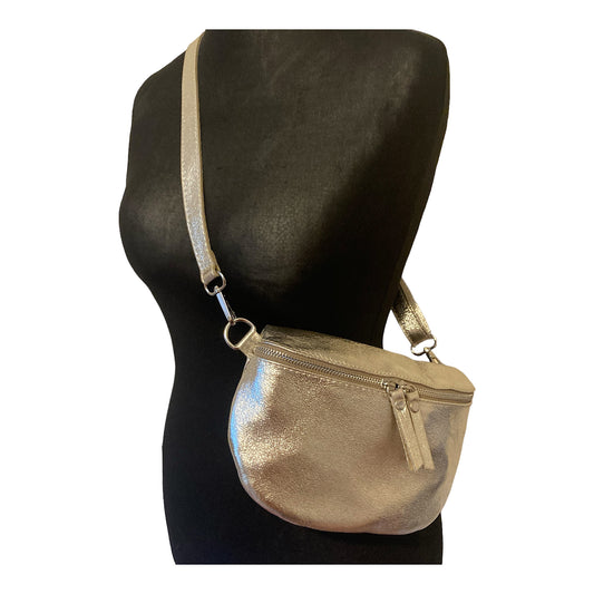 Leather crossbody/ belt bag gold