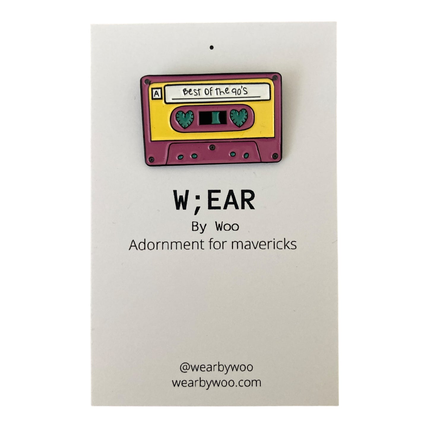 Cassette pink badge