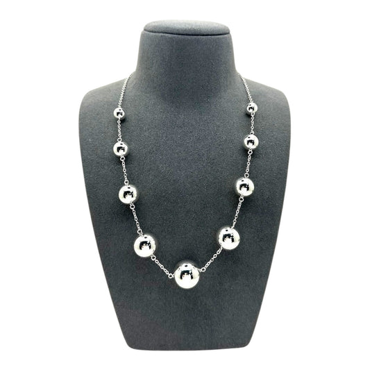Ball necklace