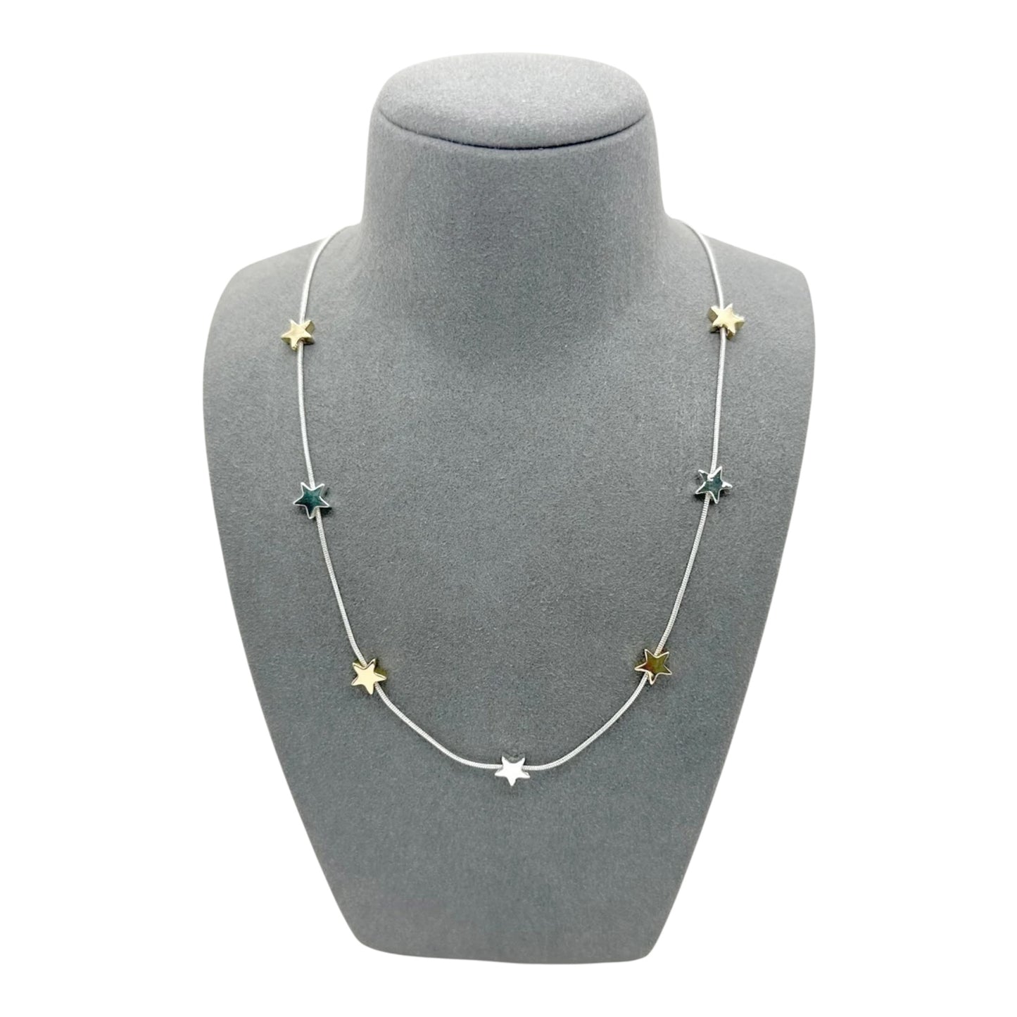 Snake chain necklace with stars