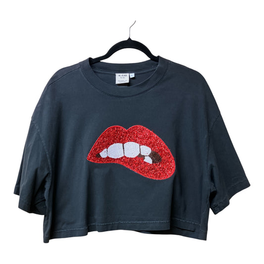 Lip Bite Washed Black Cropped Tee L
