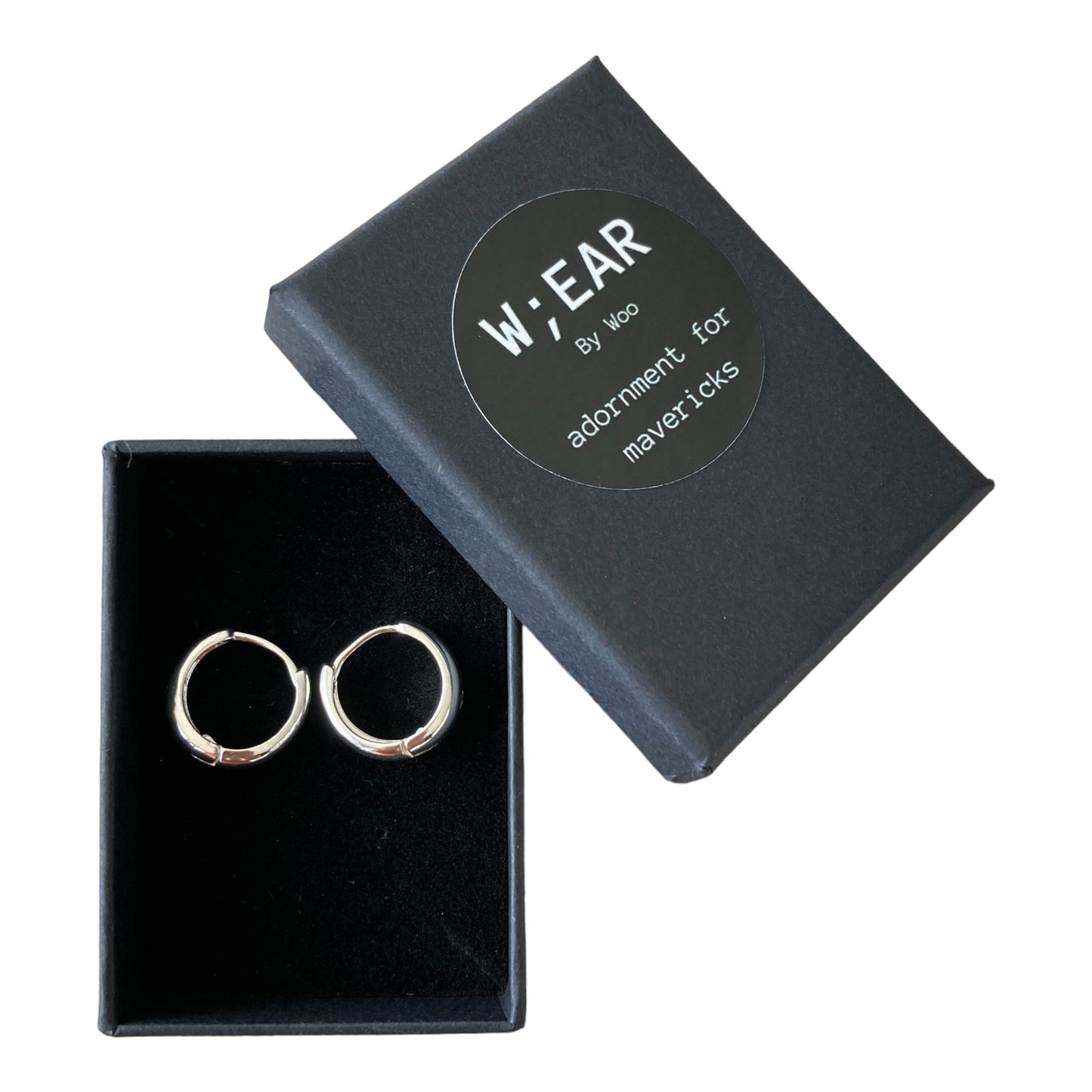 Chunky huggy hoops