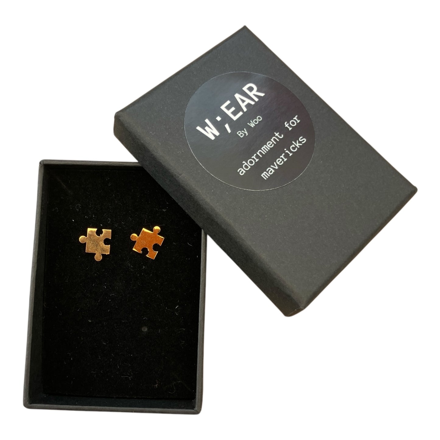 Jigsaw studs