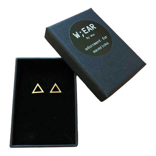Triangle studs